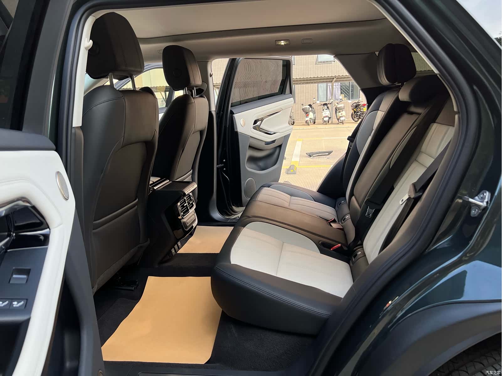 Land Rover Range Rover, 2023 6