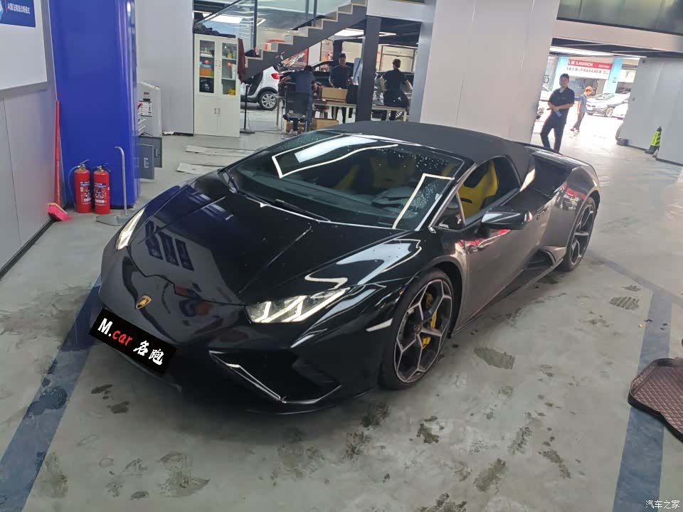 Lamborghini Huracán, 2023 2