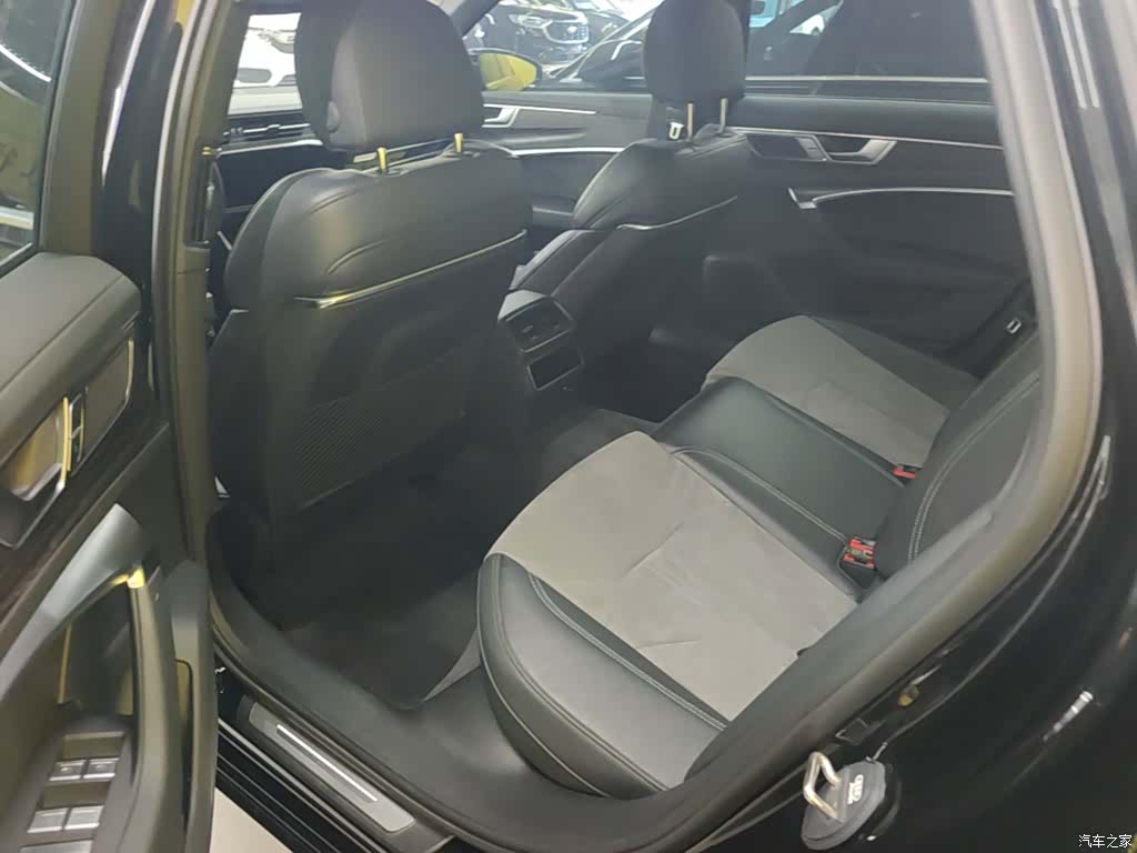 Audi A6L, 2023 17