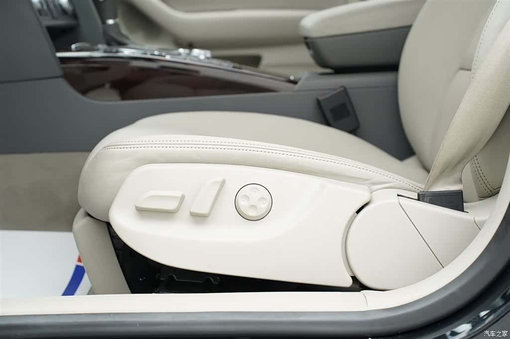 Audi A6L, 2009 8