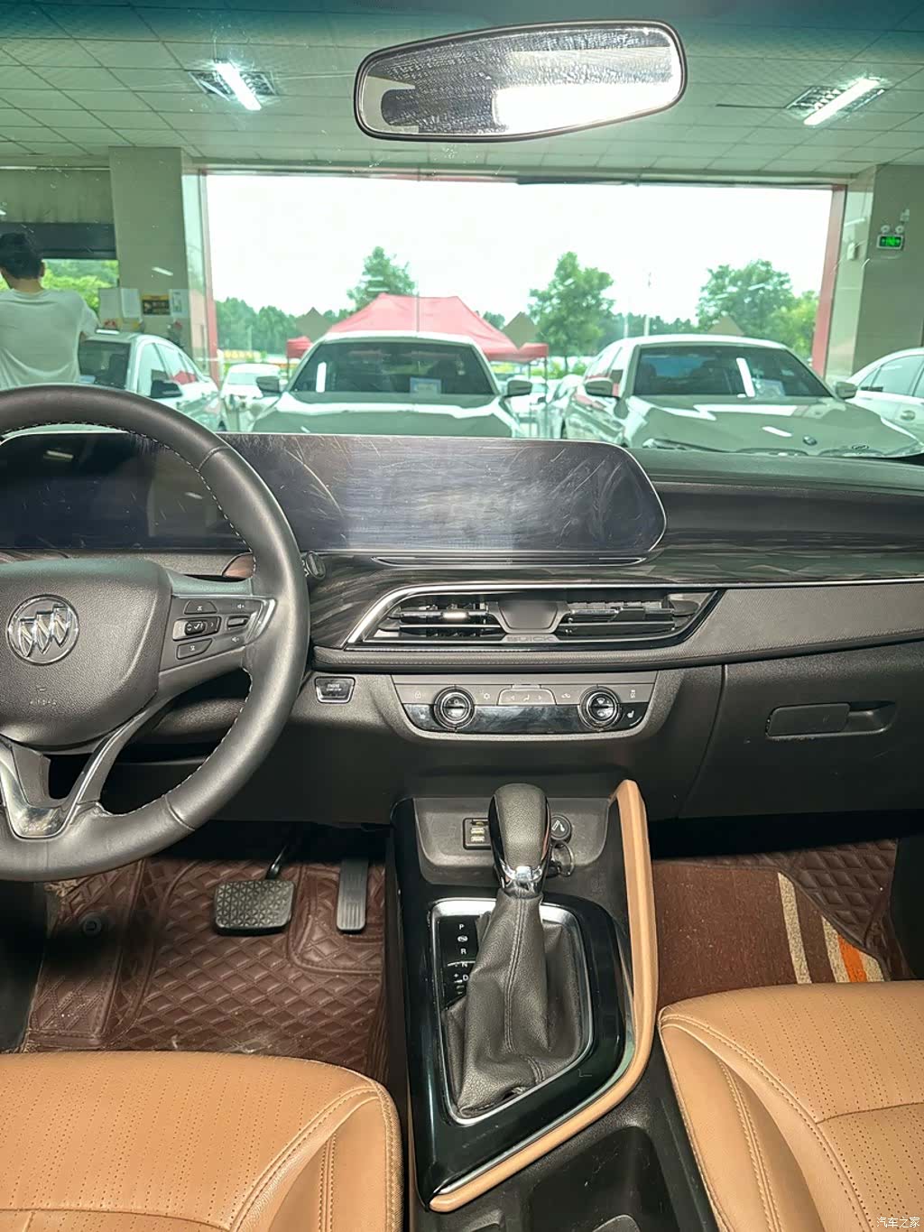 Buick GL6, 2022 10