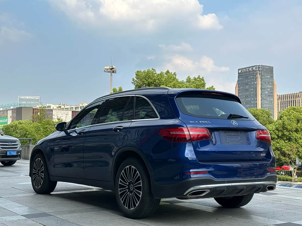 Mercedes-Benz GLC Mercedes-Benz GLC