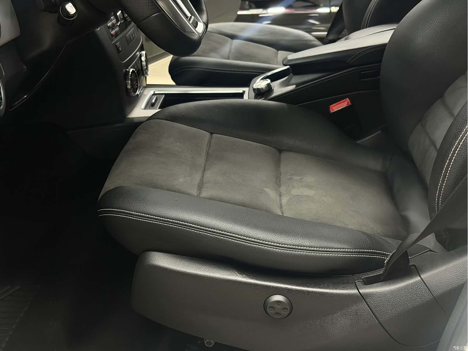 Mercedes-Benz GLK-Class, 2015 15