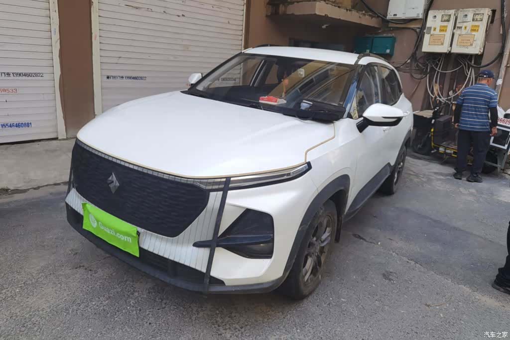 Wuling RS-3, 2021 1