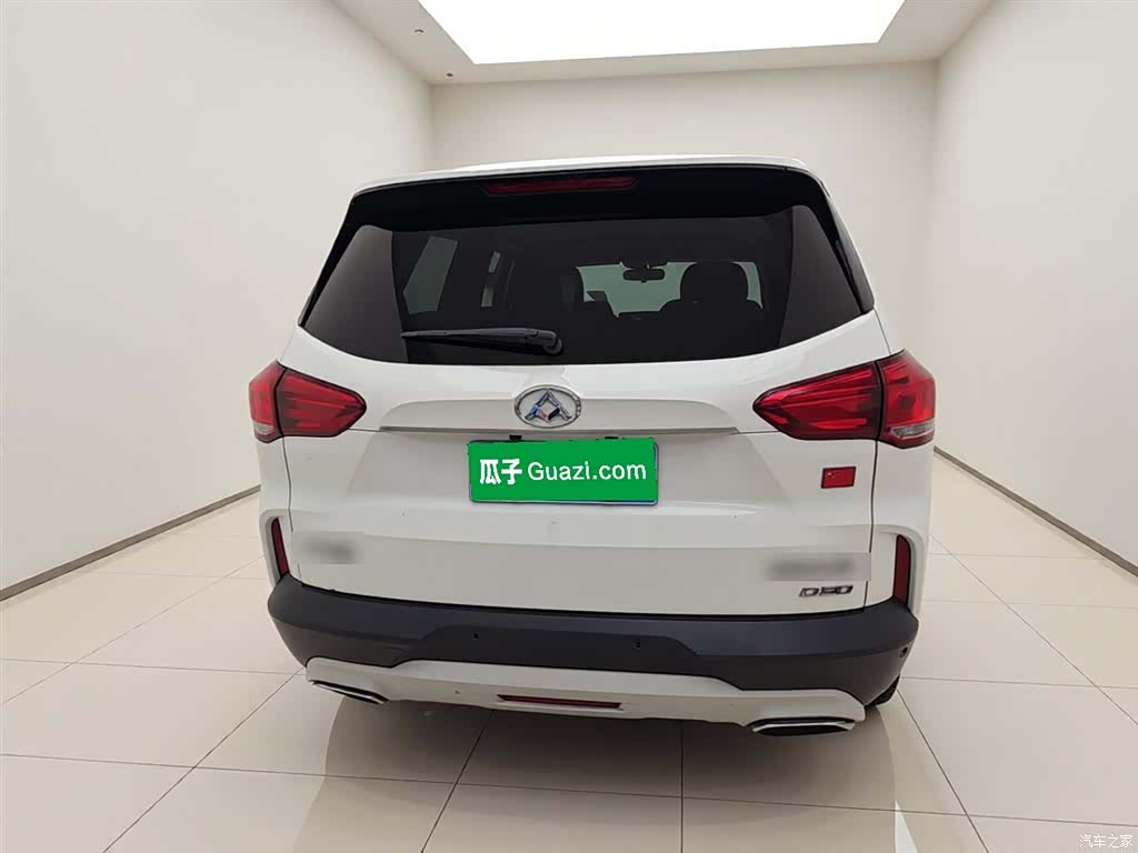 Maxus D90, 2017 6