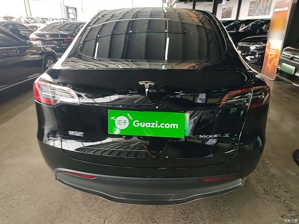 Tesla Model Y, 2023 6
