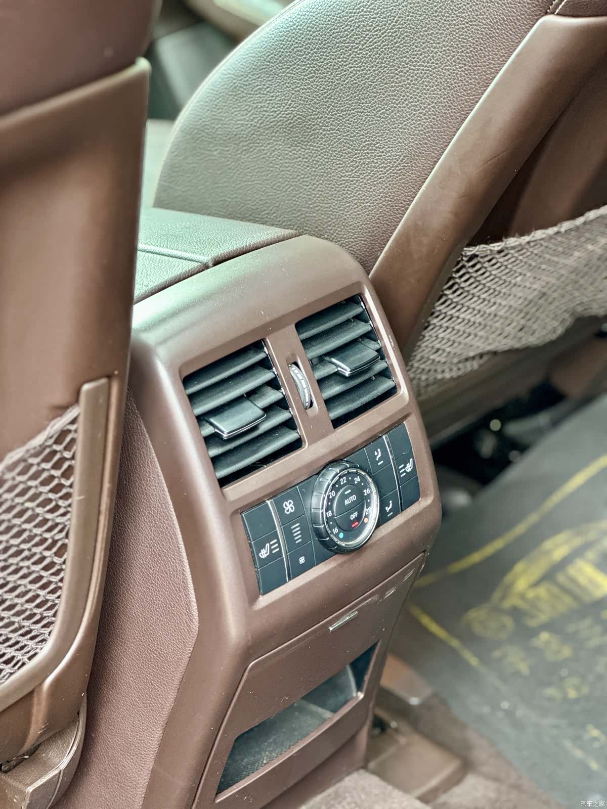 Mercedes-Benz GLS, 2016 40