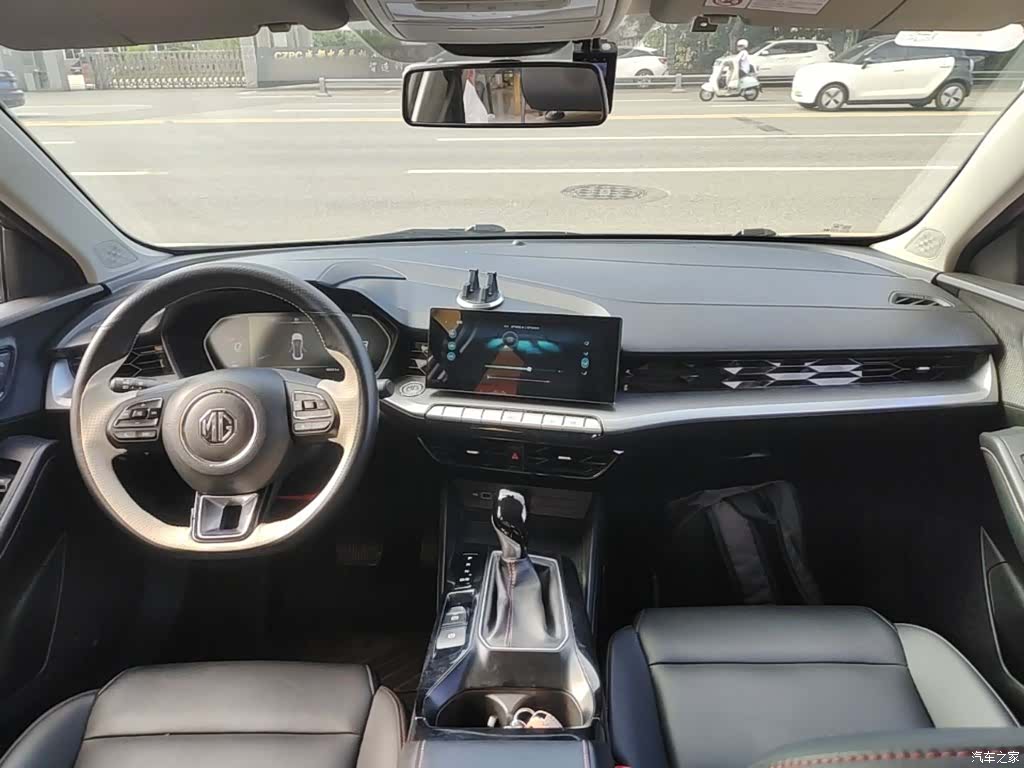 MG MG5, 2022 10