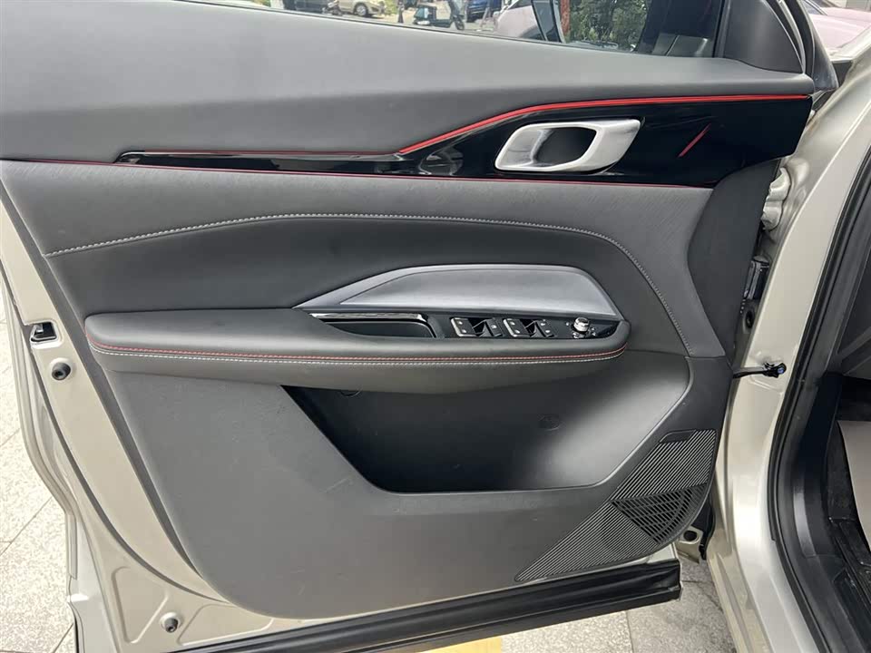 Oshan Z6