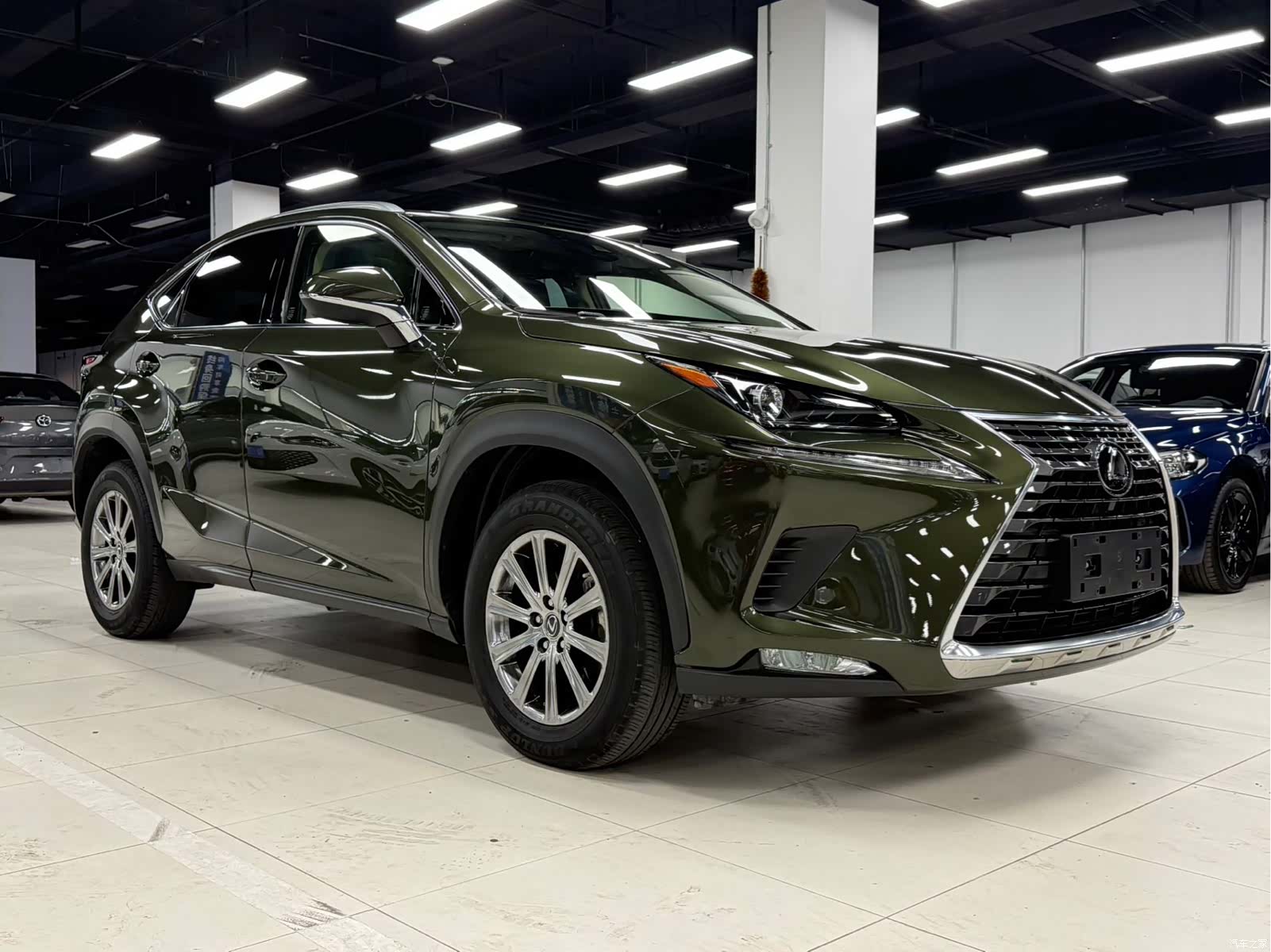 Lexus NX, 2021 4