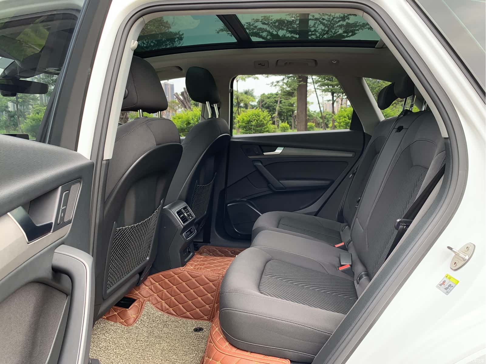 Audi Q5L, 2019 9