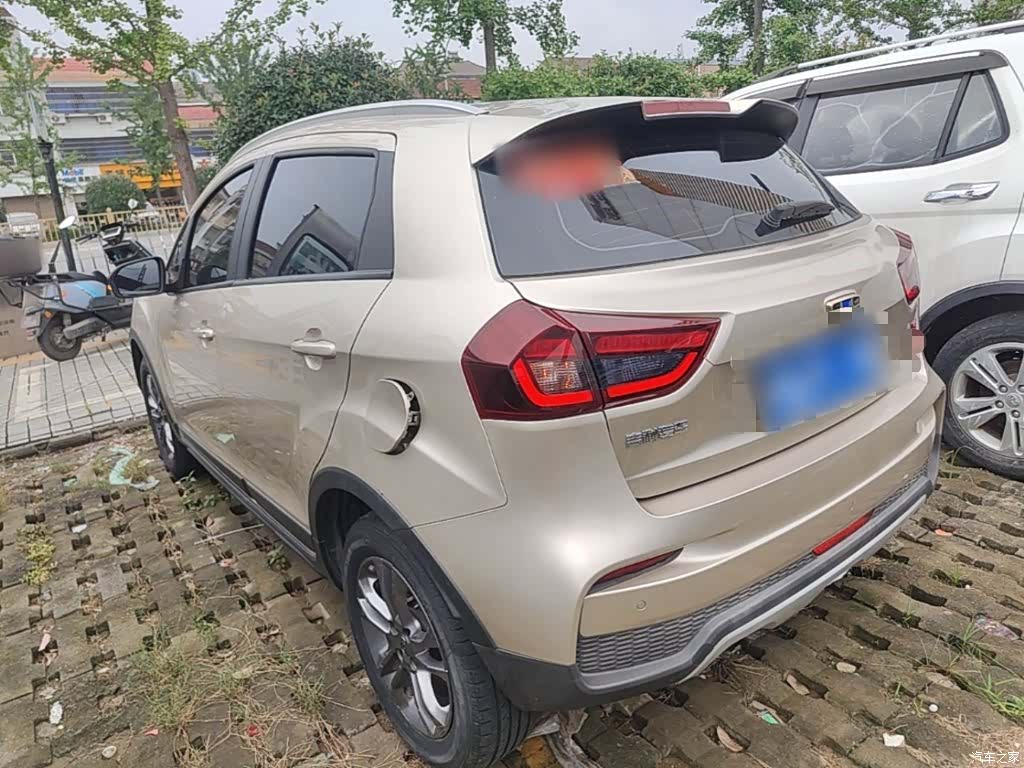 Geely X3, 2020 все фото