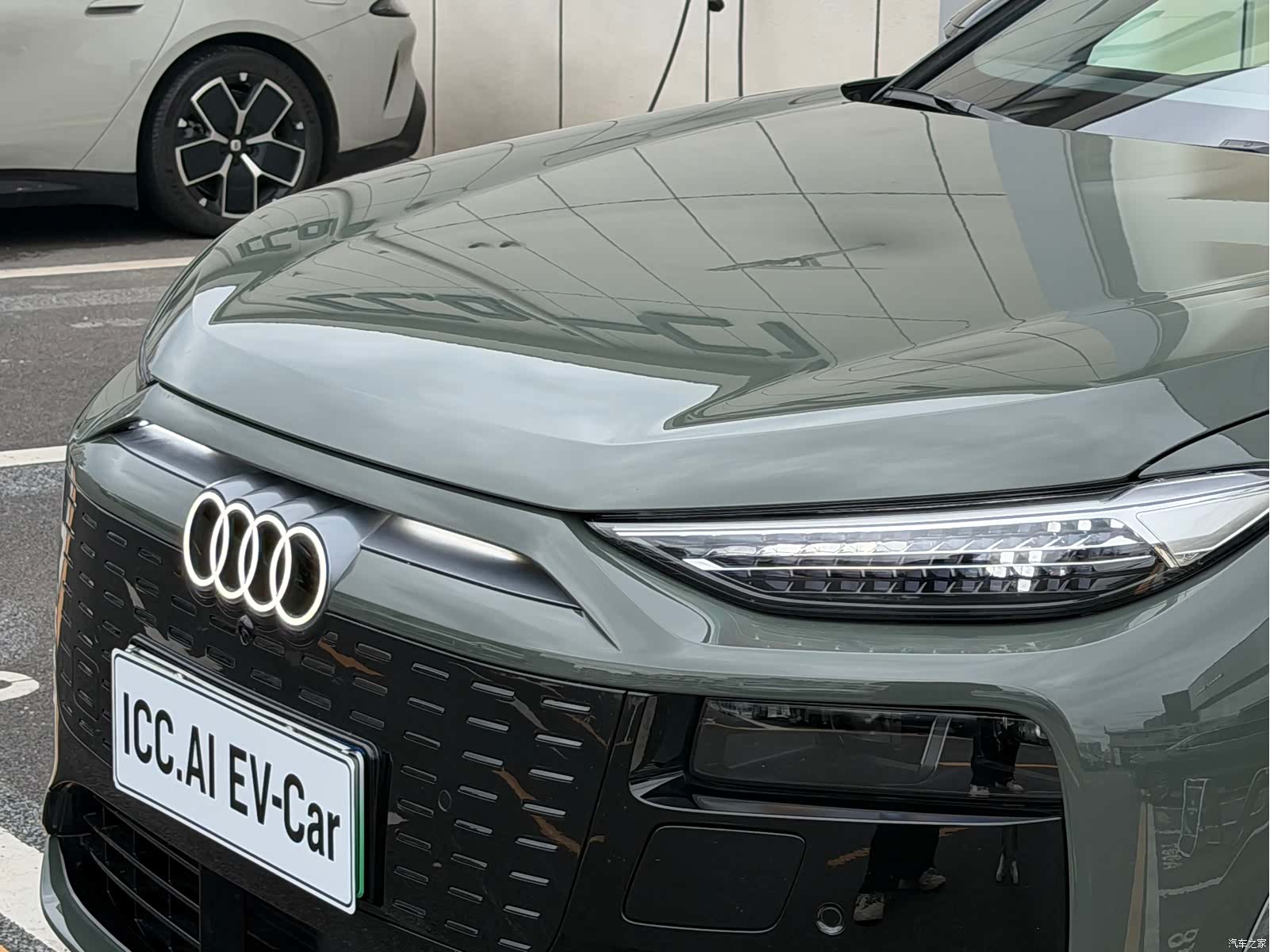 Audi e-tron, 2025 4