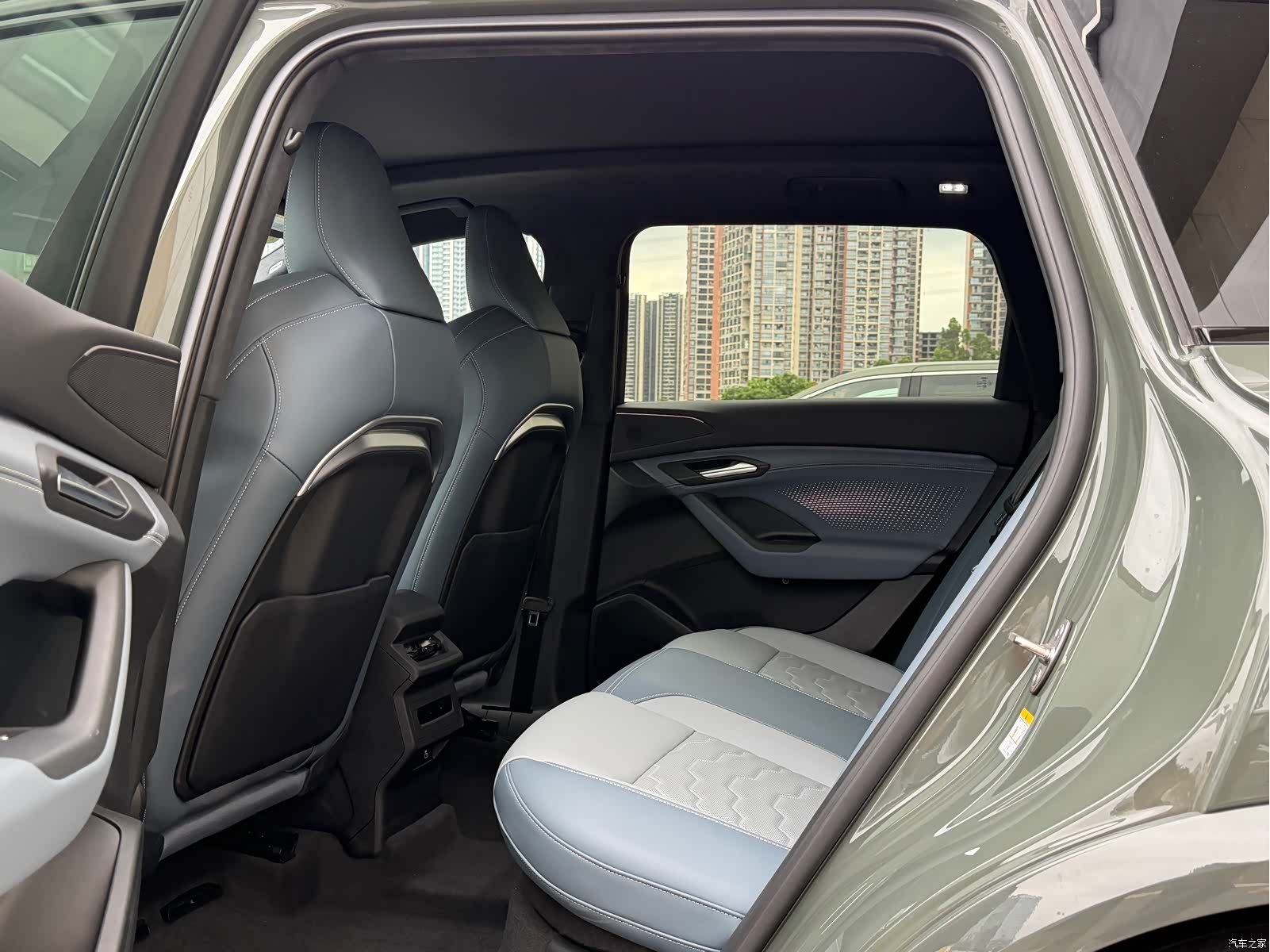 Audi e-tron, 2025 10