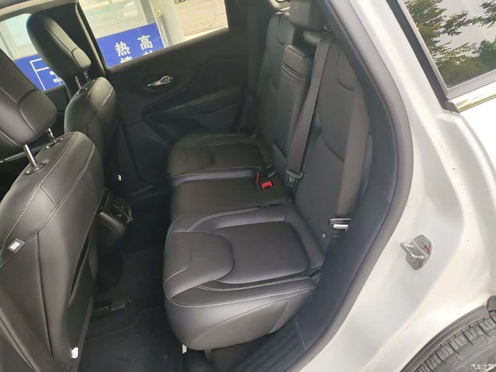 Jeep Cherokee, 2017 17