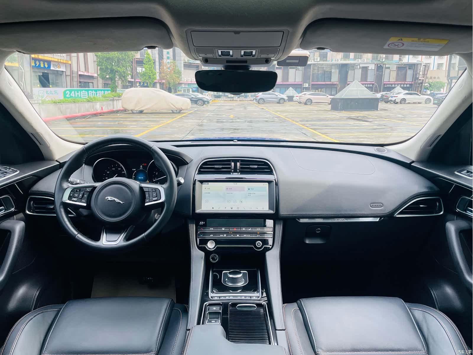 Jaguar F-PACE, 2020 все фото