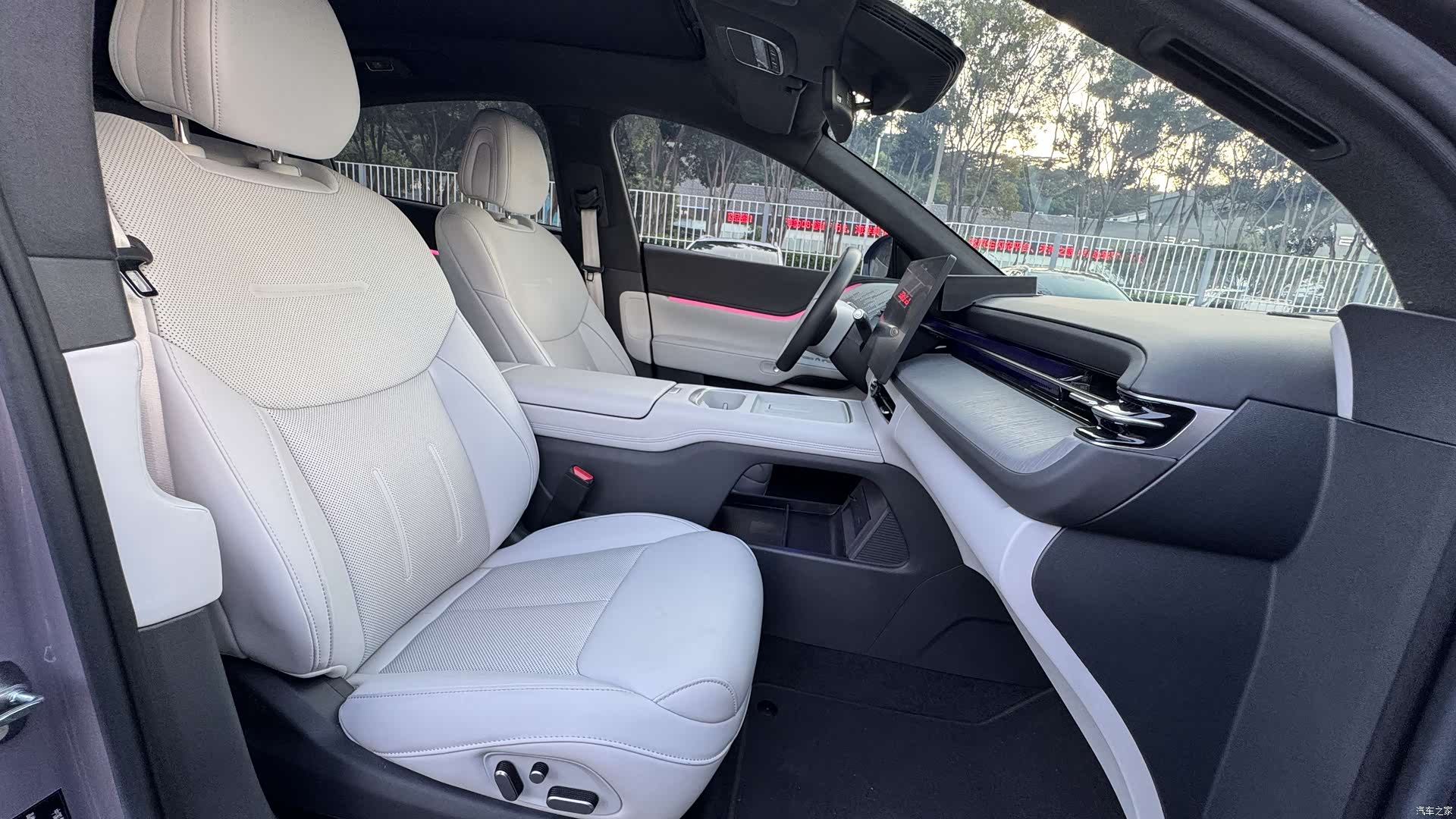 Xpeng G6, 2025 23
