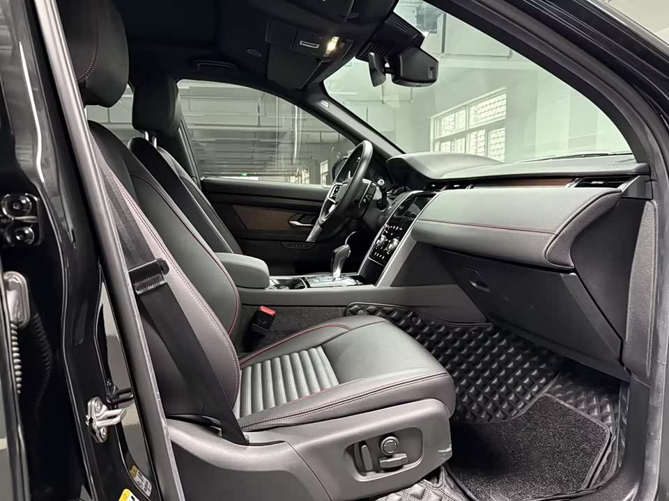 Land Rover Discover sports