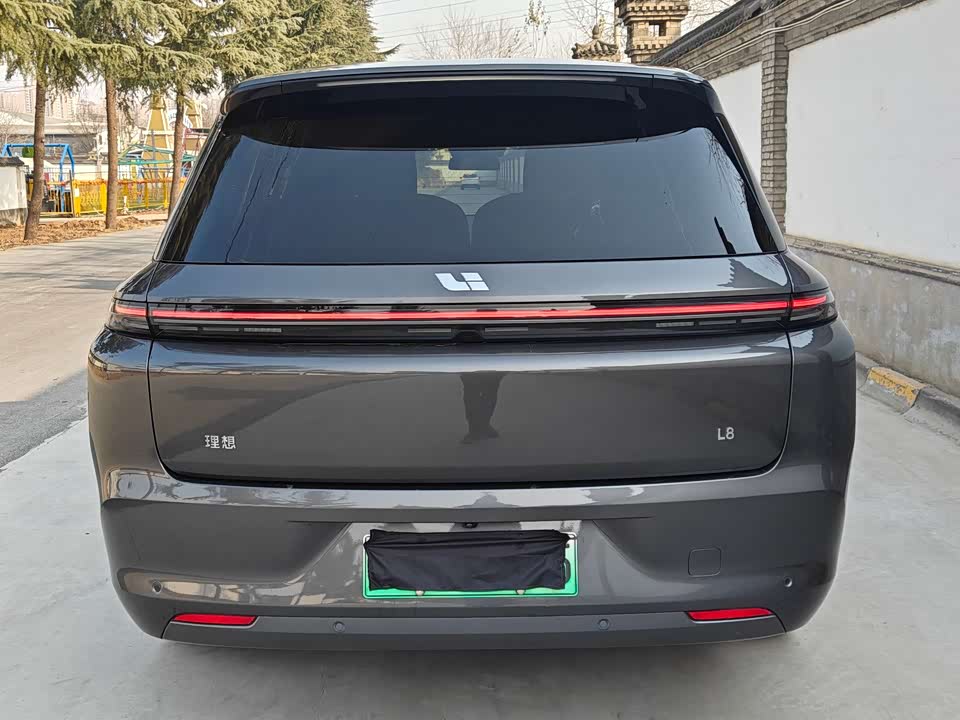Li Auto Ideal L8