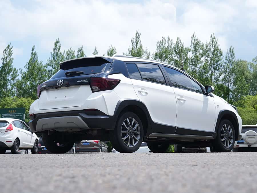 Toyota YARiS L 2022, фото 4