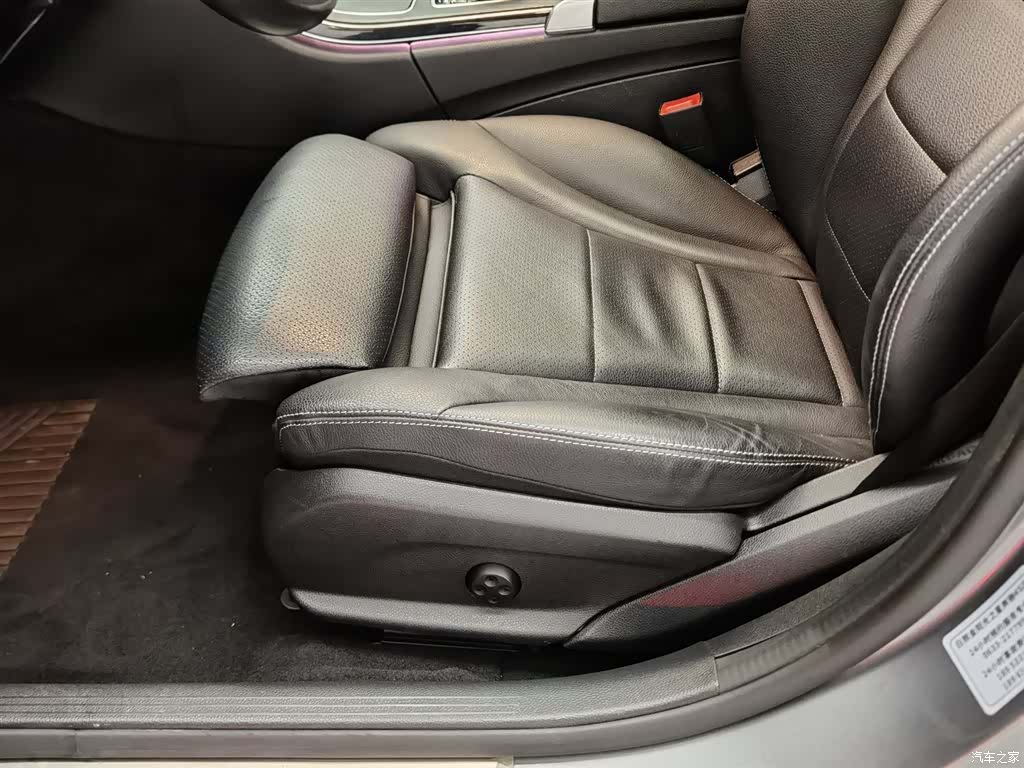 Mercedes-Benz C-Class, 2018 20
