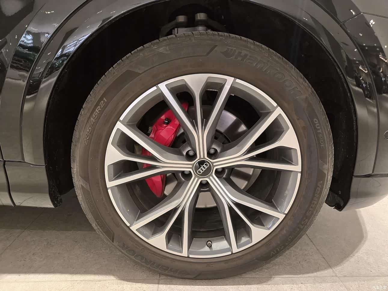 Audi Q8, 2024 22