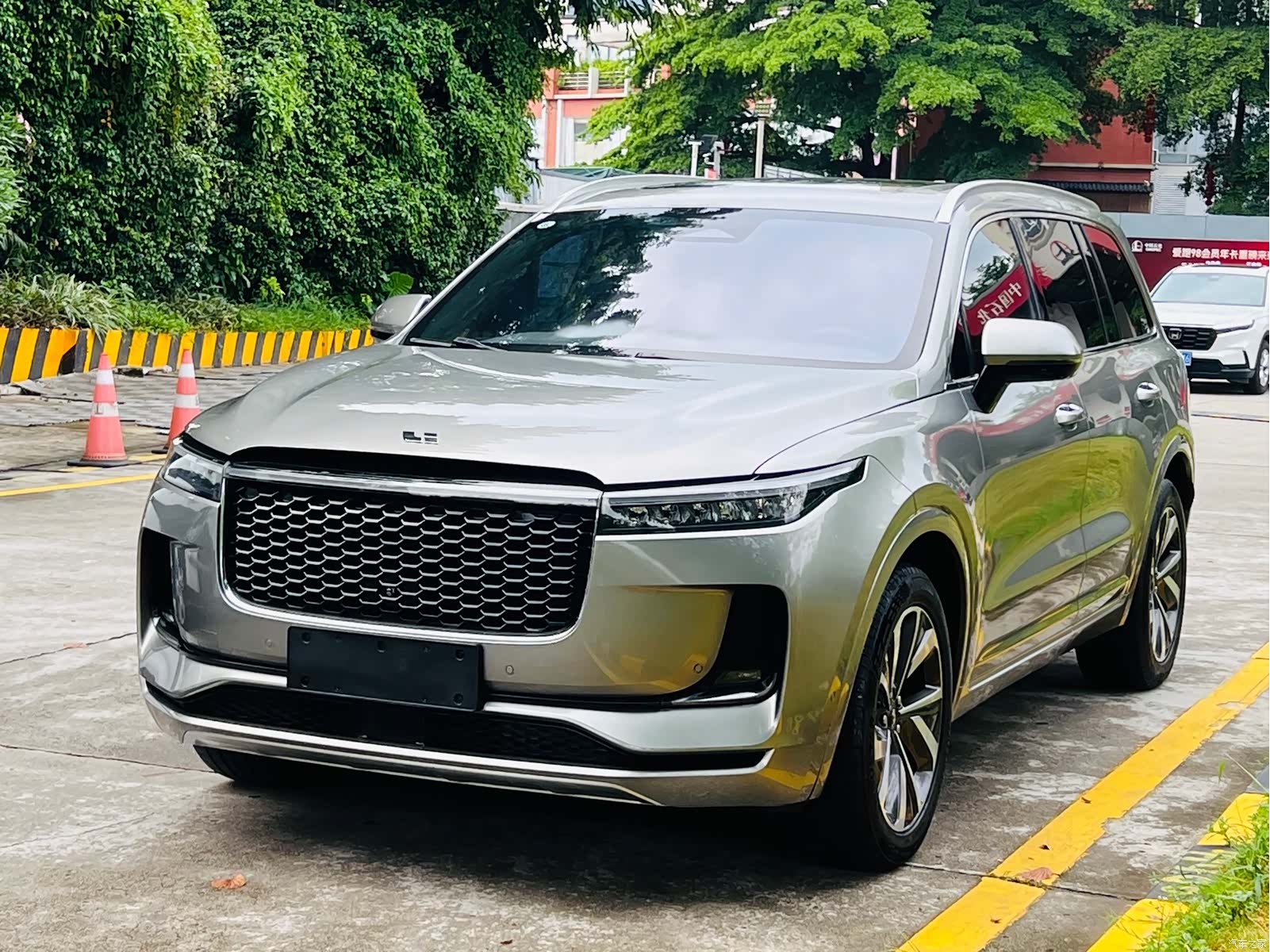 Li Auto ONE, 2022 1