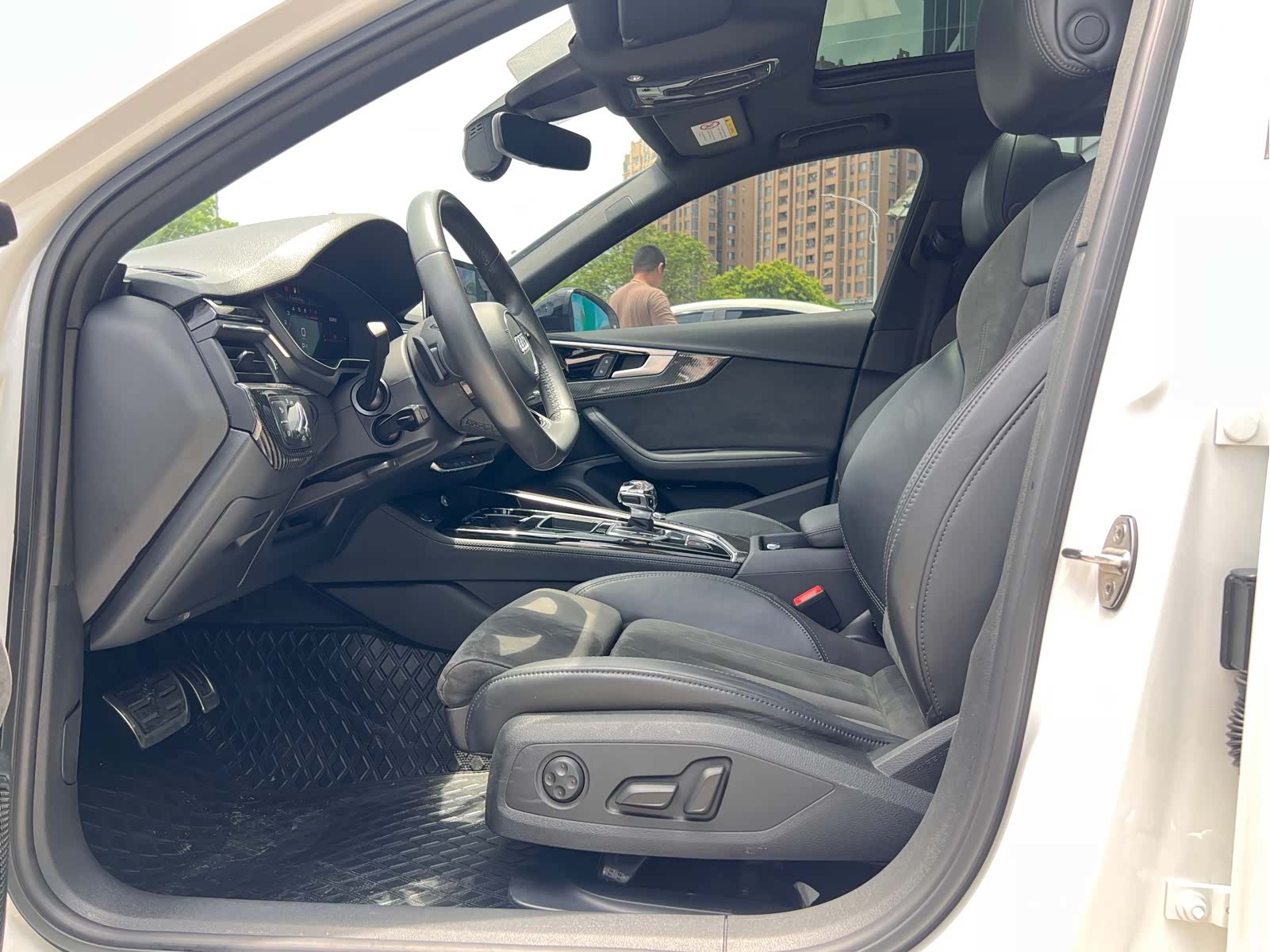 Audi A4L, 2023 14