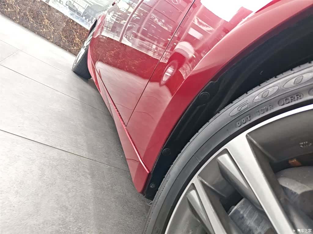 Lexus IS, 2019 21
