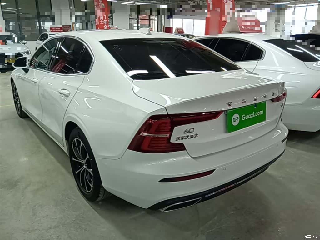 Volvo S60, 2022 все фото