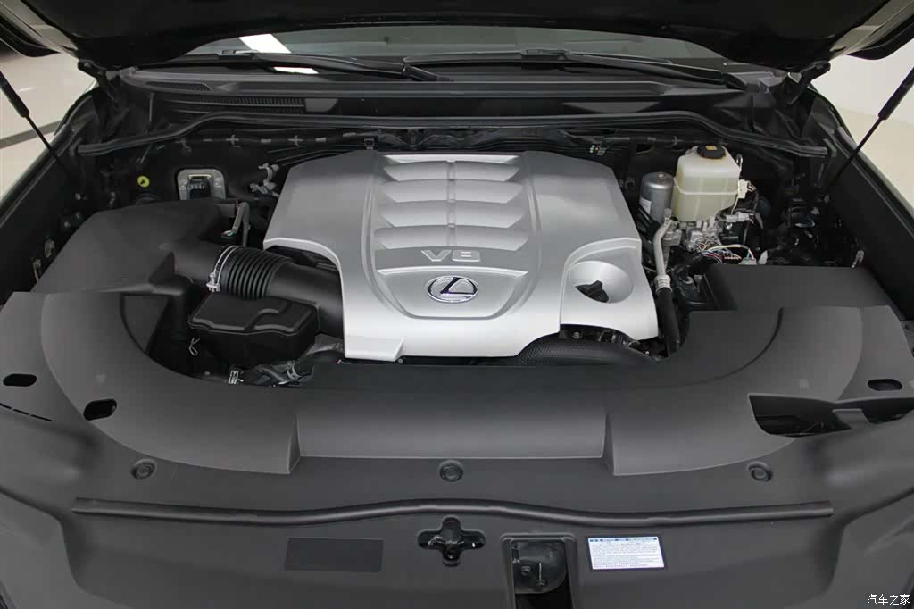 Lexus LX, 2020 33