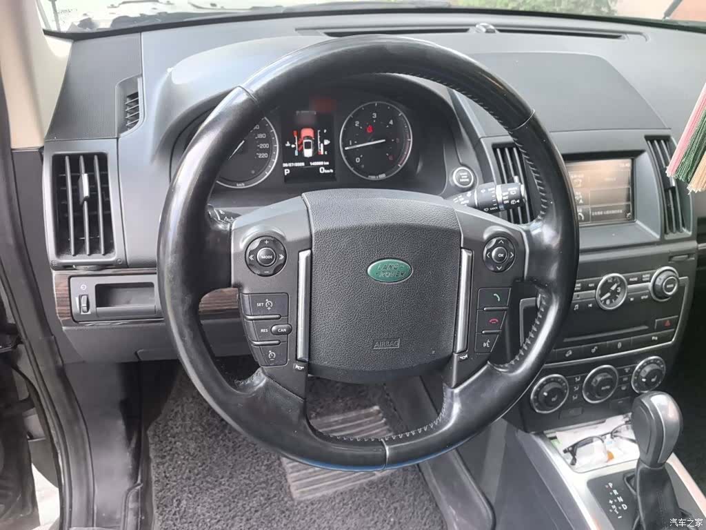 Land Rover SD4, 2014 3