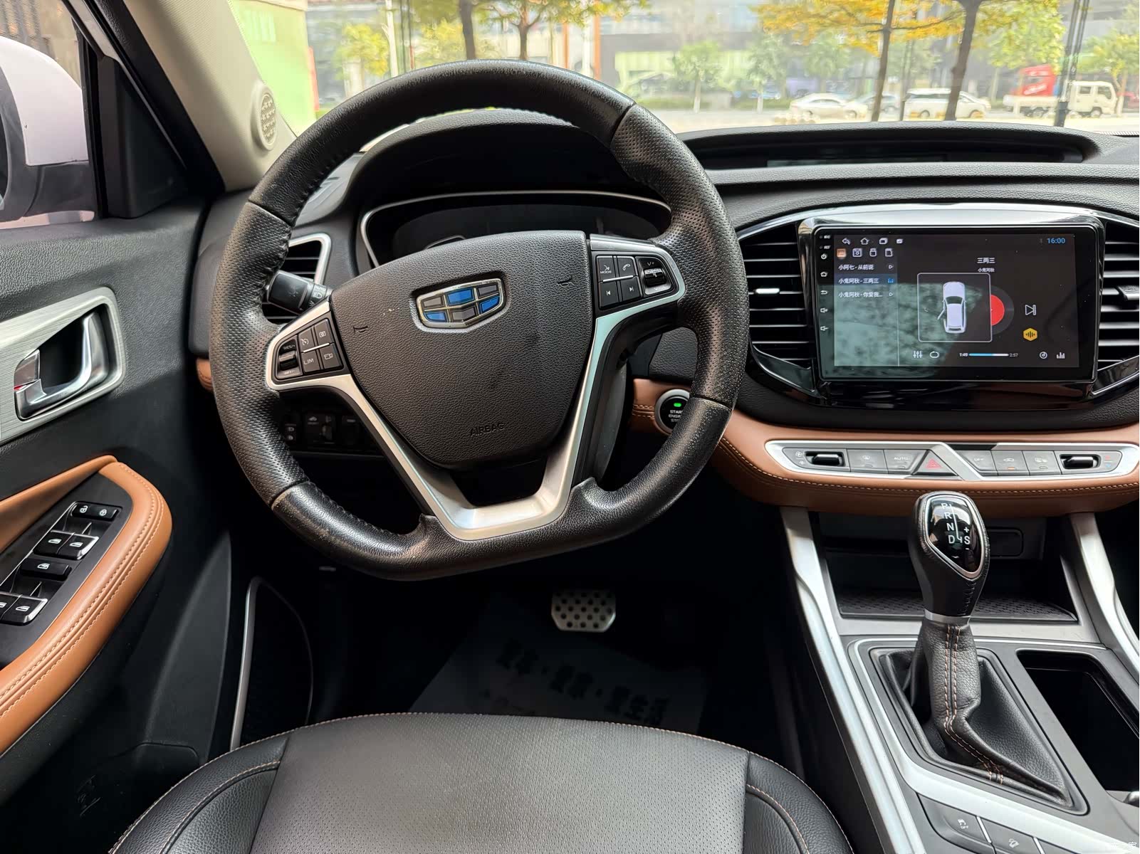 Geely X6, 2018 11