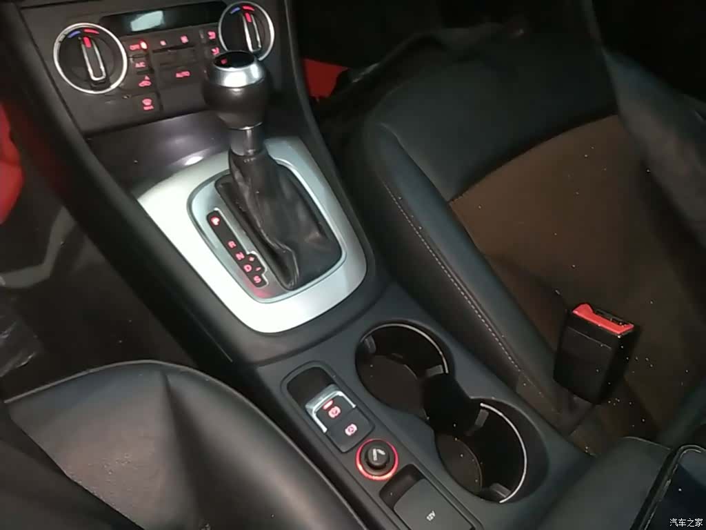 Audi Q3, 2017 14