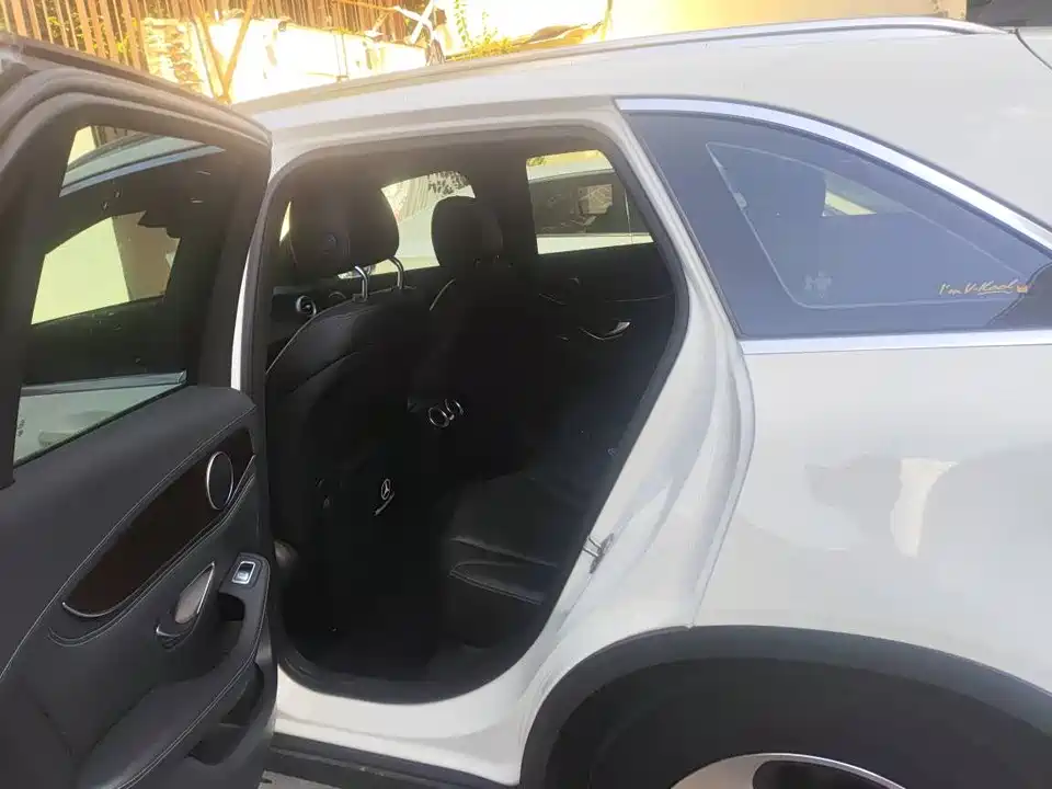 Mercedes-Benz GLC Mercedes-Benz GLC