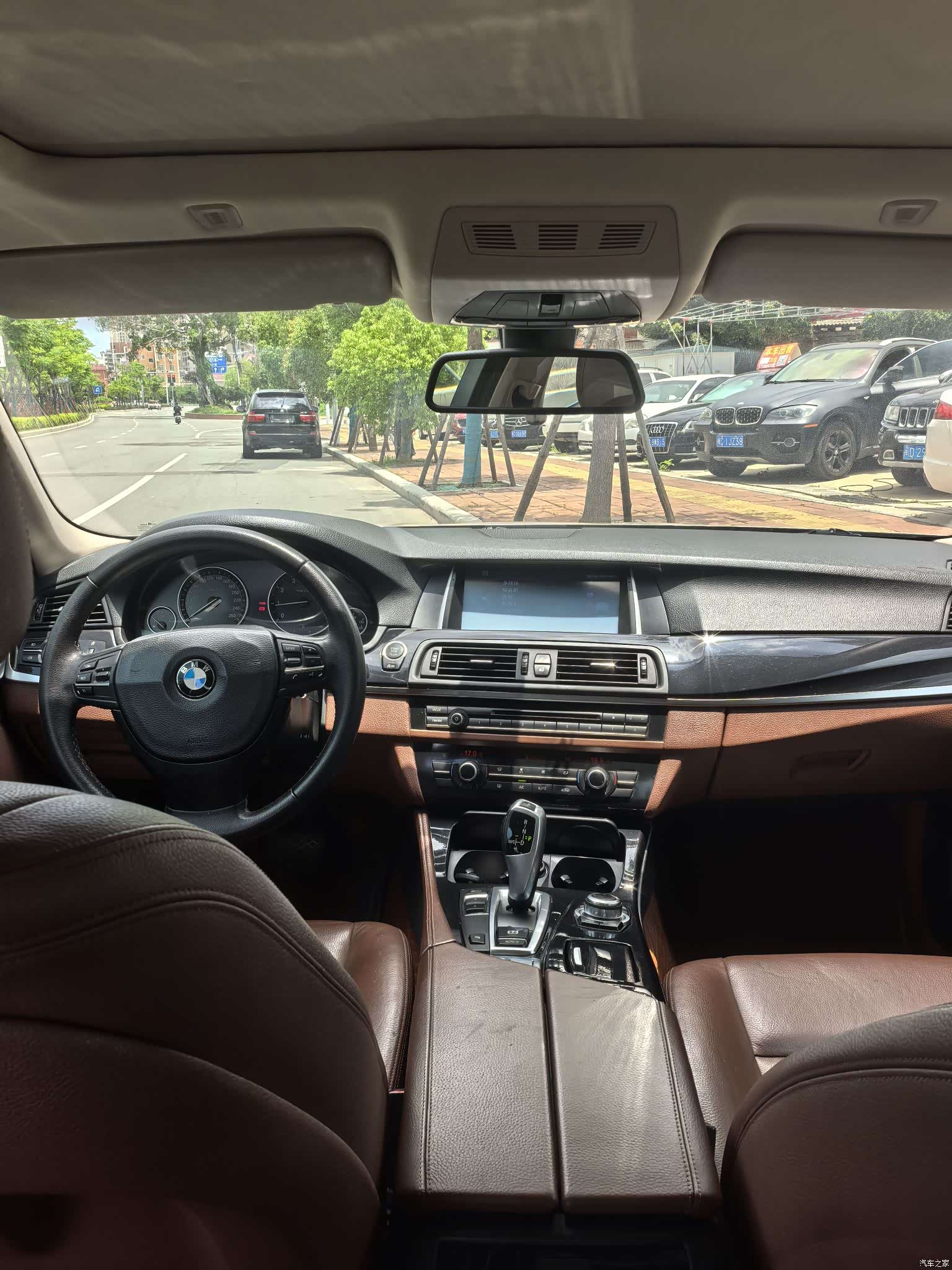 BMW 5 Series, 2015 10