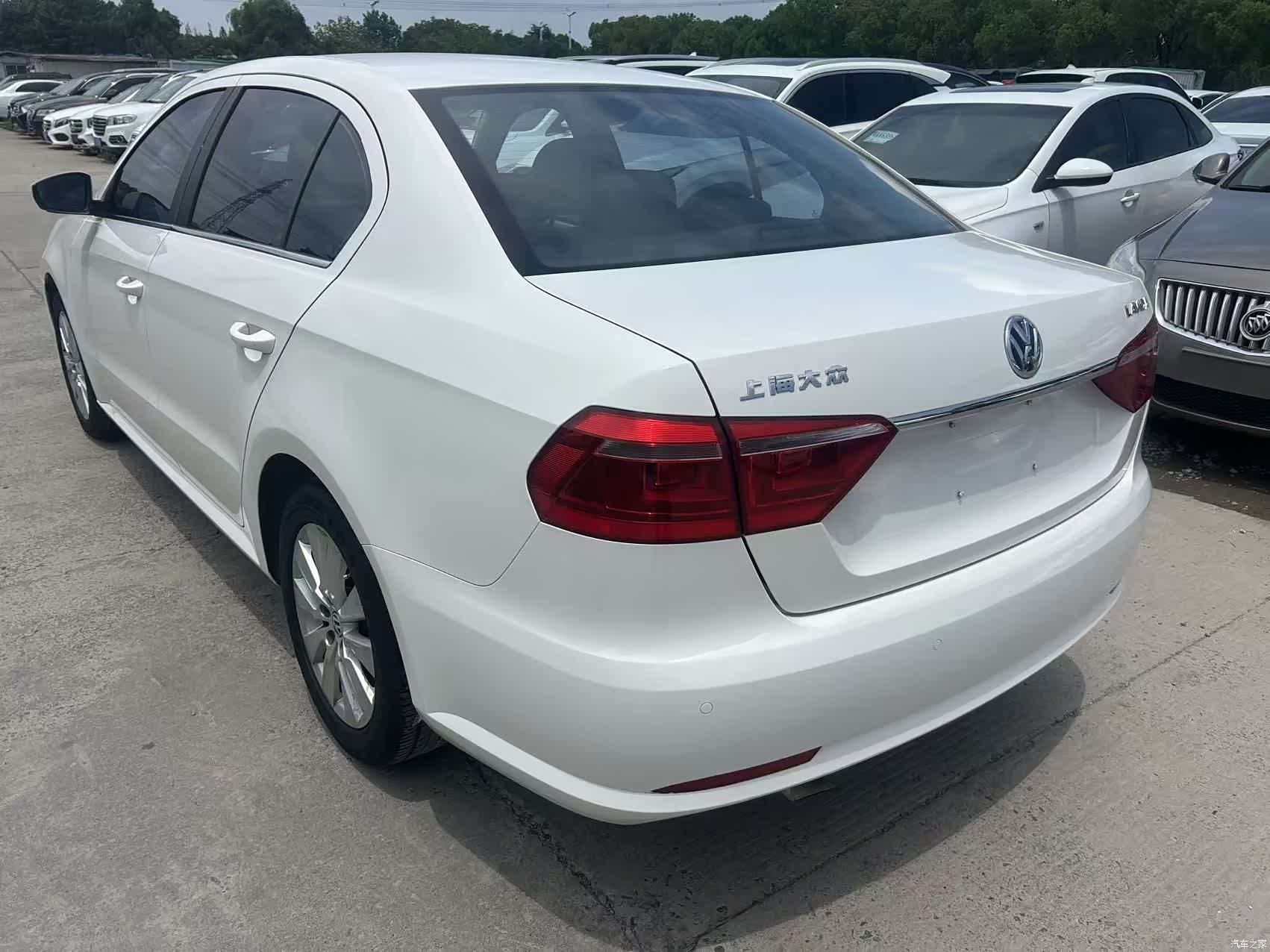 Volkswagen Lavida, 2015 6