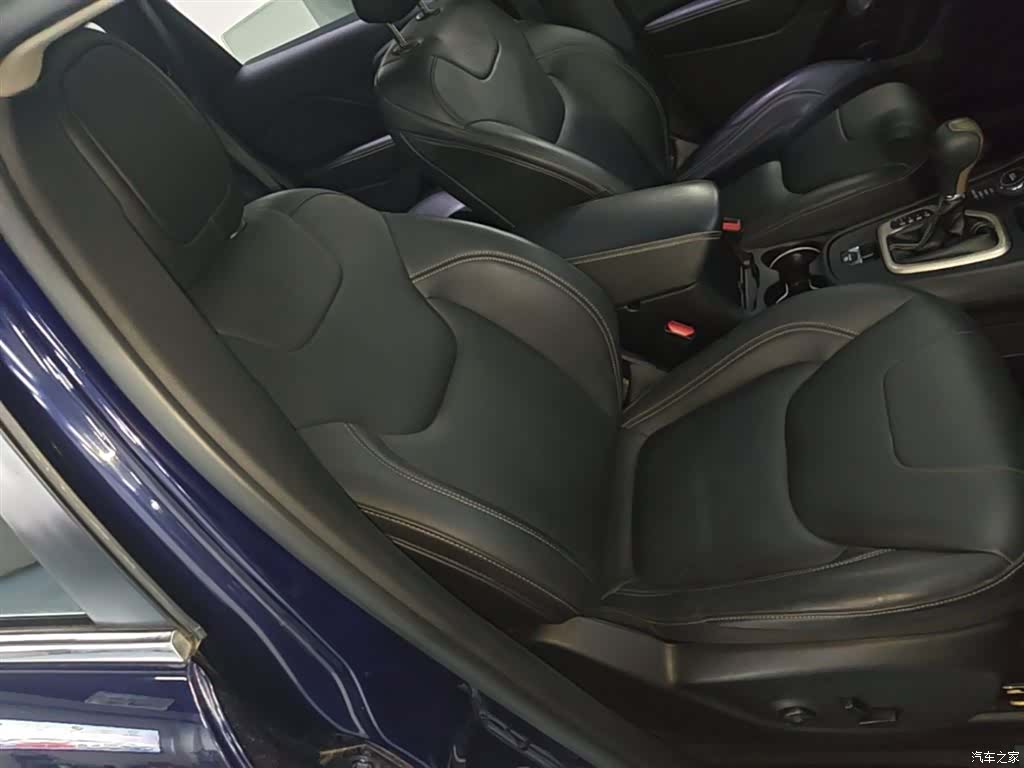 Jeep Cherokee, 2018 25