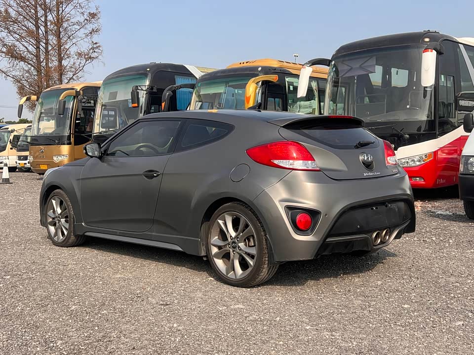 Hyundai Veloster