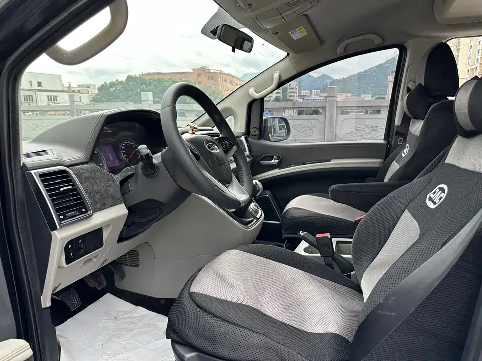 JAC Refine Ruifeng M4