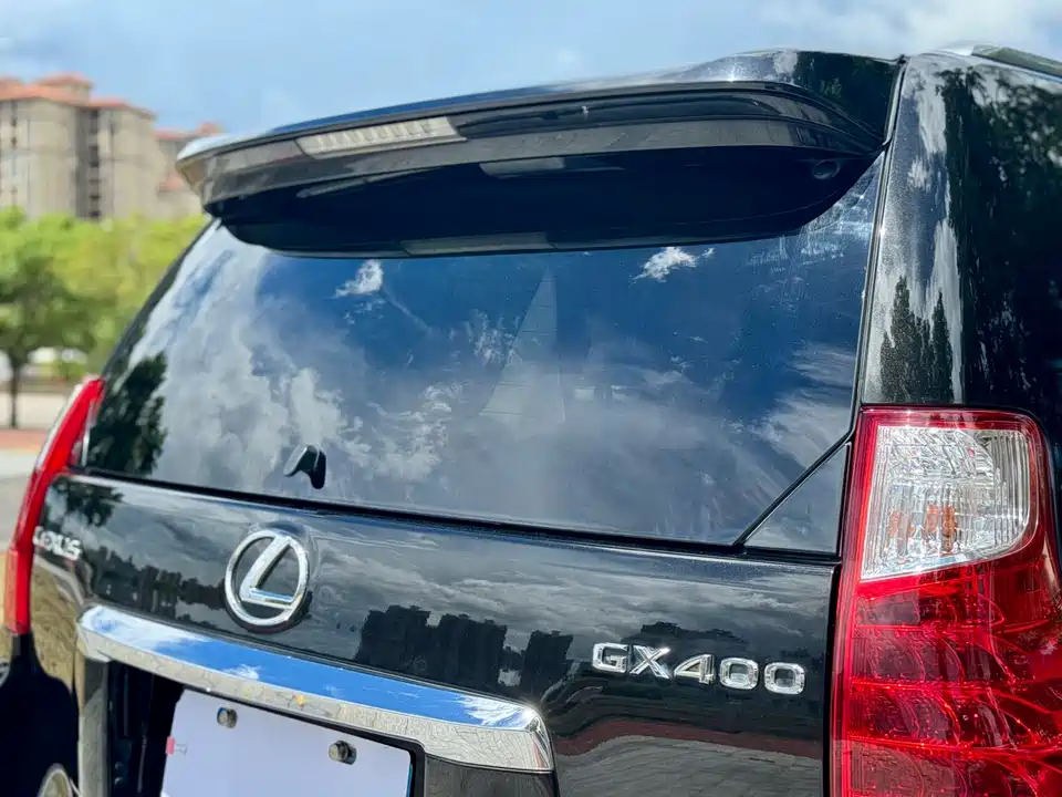 Lexus GX