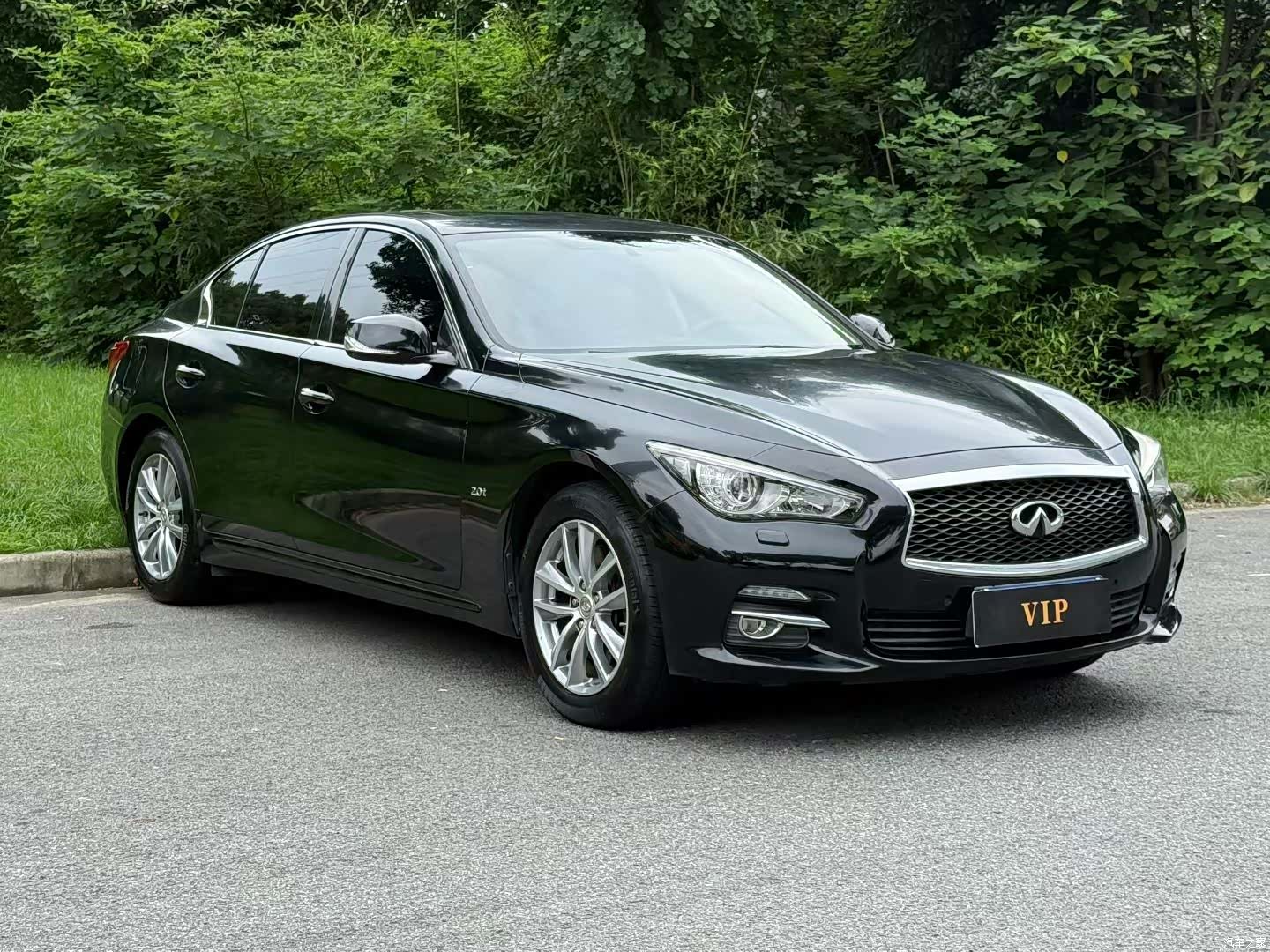 Infiniti Q50L, 2015 3