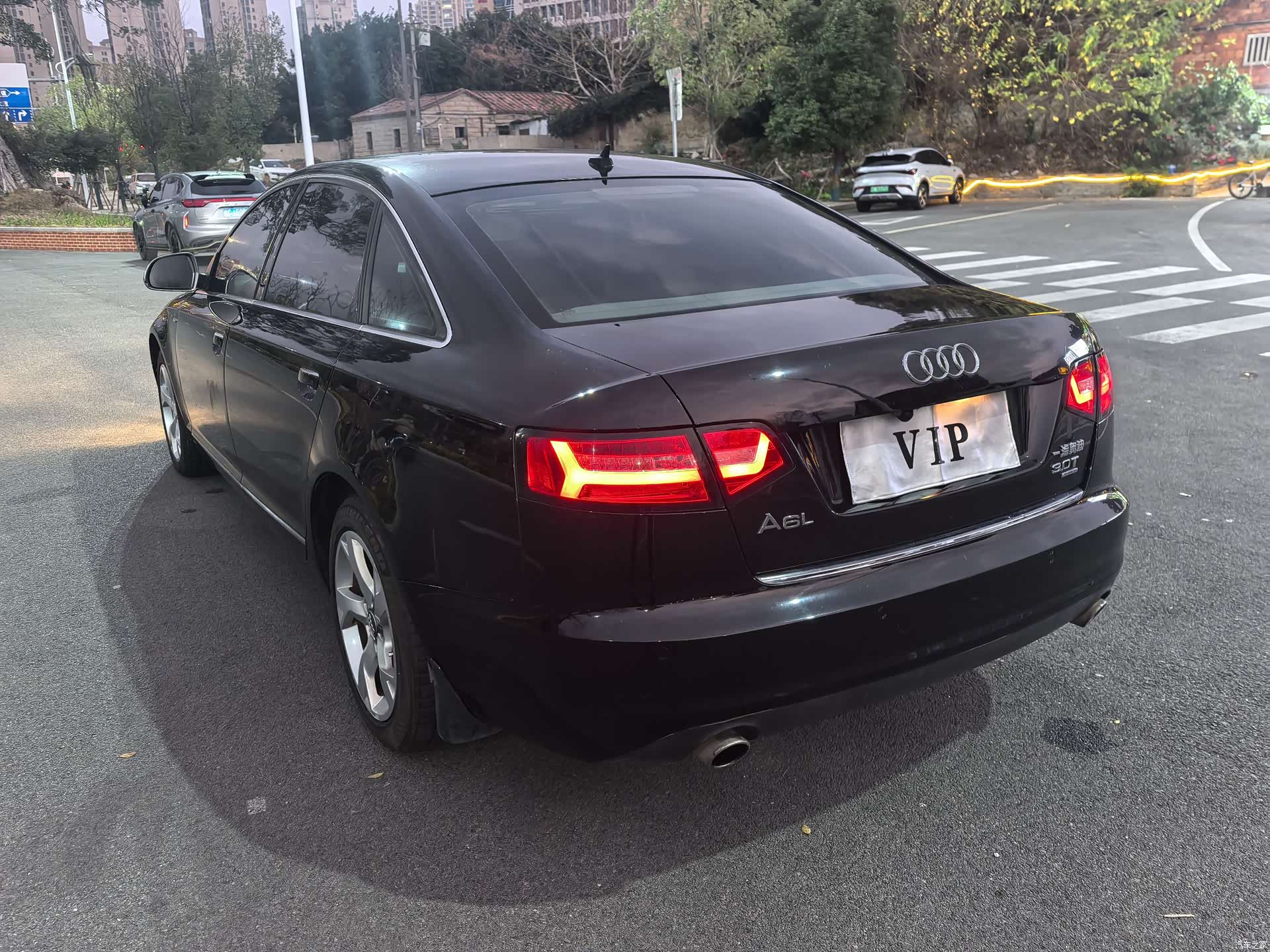 Audi A6L, 2011 25