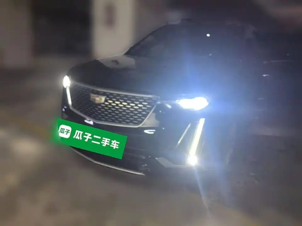Cadillac XT6