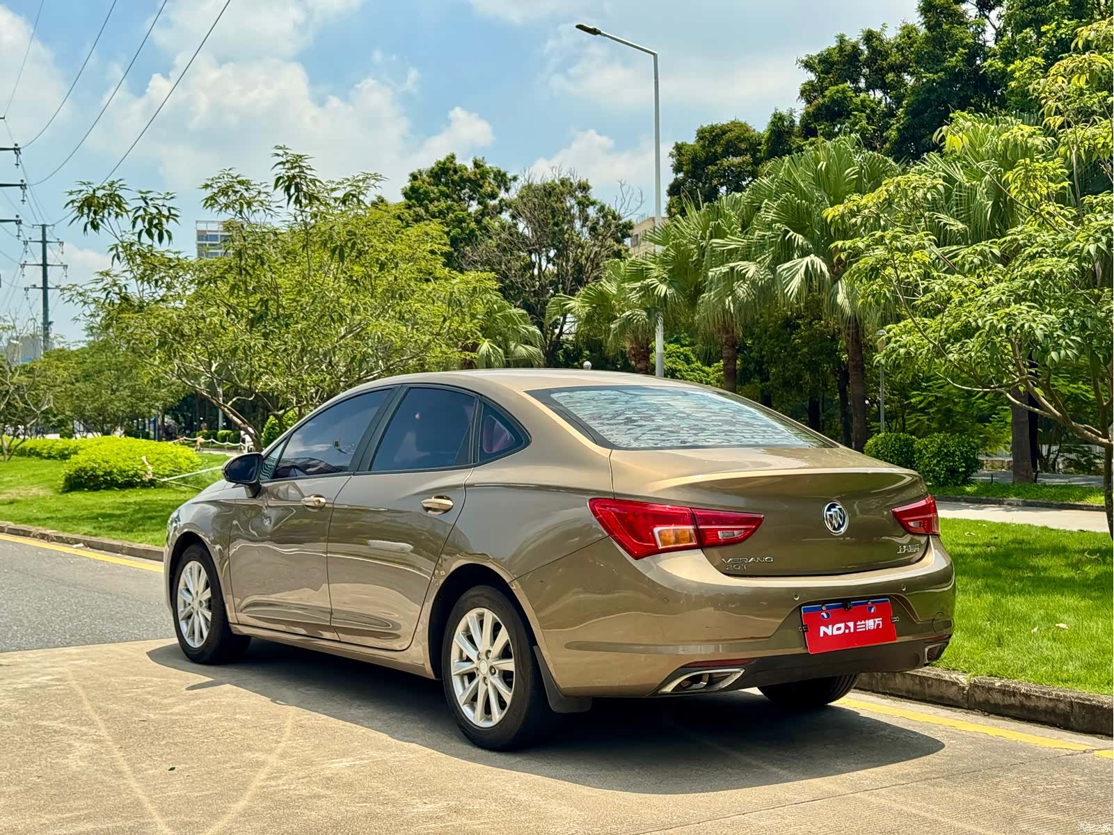 Buick Verano, 2017 7