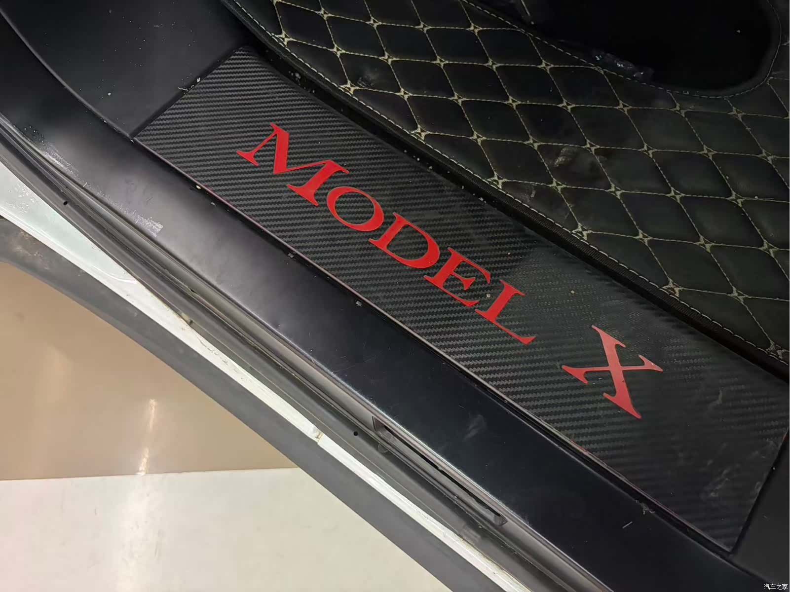 Tesla Model X, 2017 17