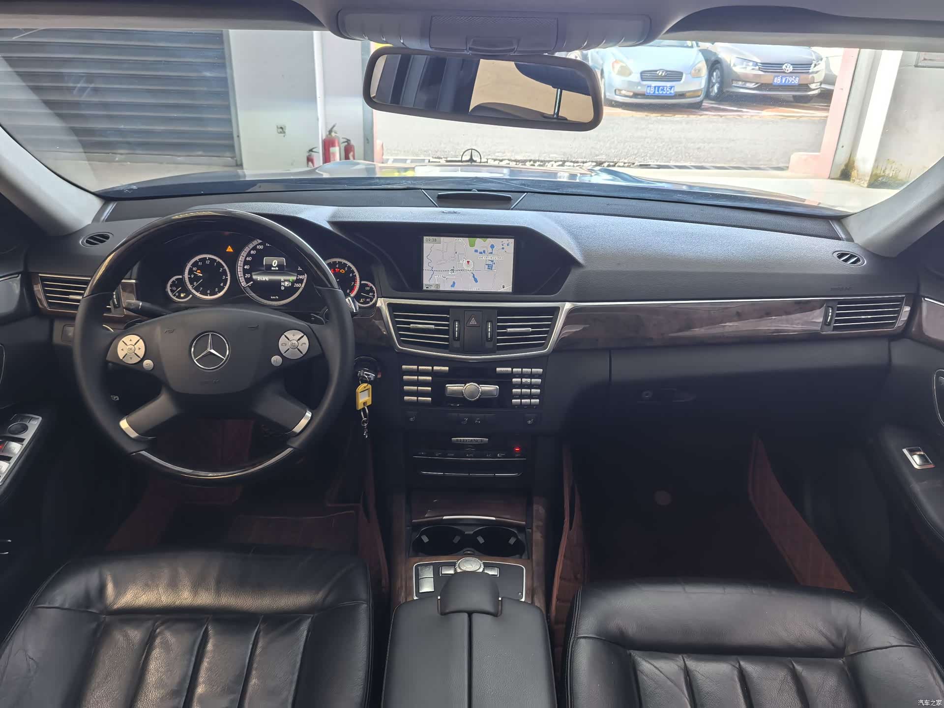 Mercedes-Benz E-Class, 2013 9