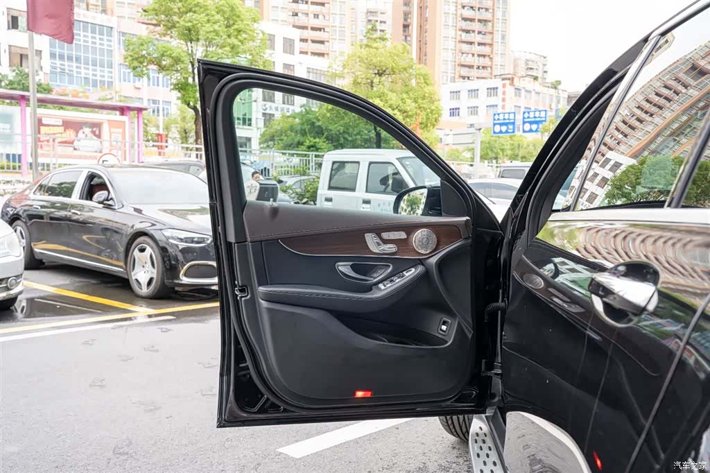 Mercedes-Benz GLC, 2021 10