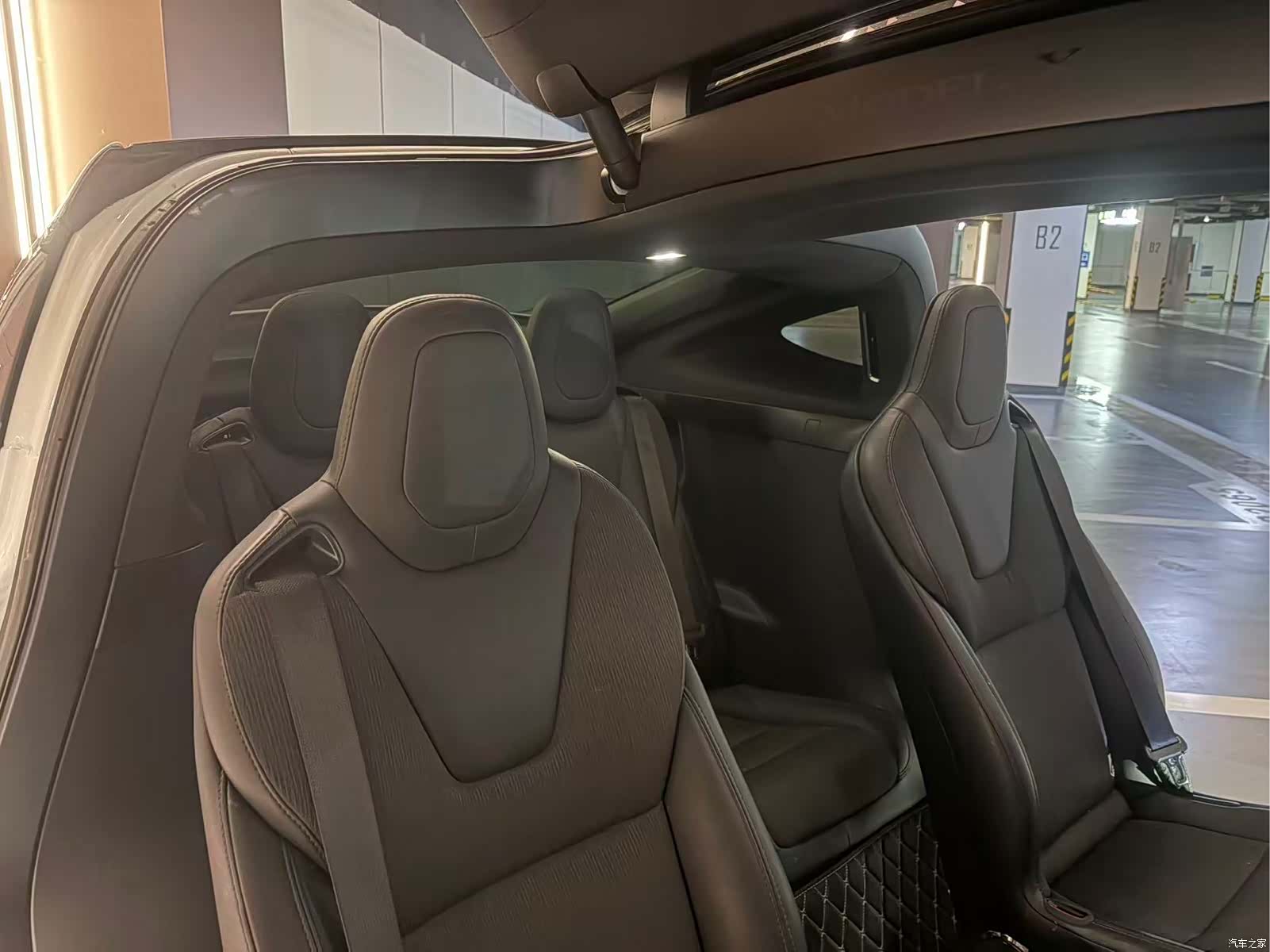 Tesla Model X, 2017 14