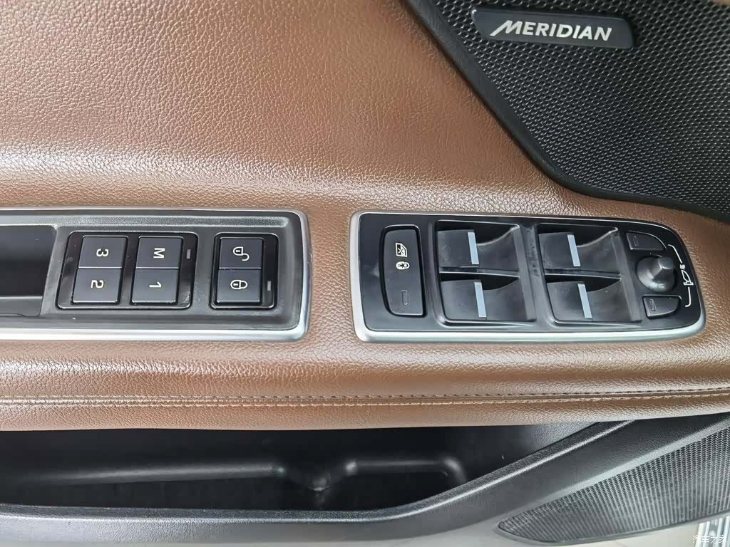 Land Rover XFL, 2017 9